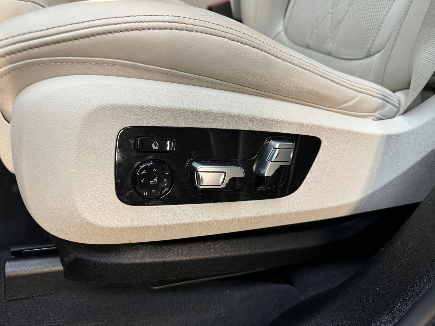 BMW X5 XDrive45e High Executive M Sport Pano|HuD|keyl|Trekhaak