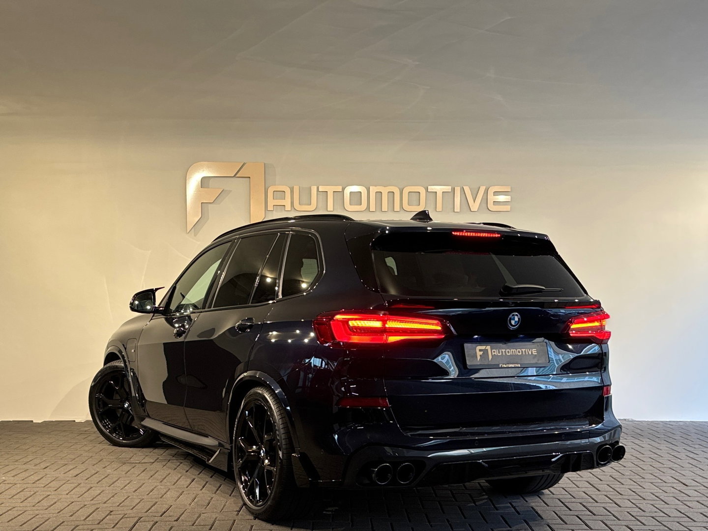 BMW X5 XDrive45e High Executive M Sport Pano|HuD|keyl|Trekhaak