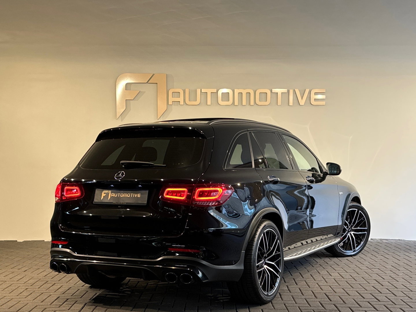 Mercedes-Benz GLC AMG 43 4M Premium+ Pano|HuD|Burmester