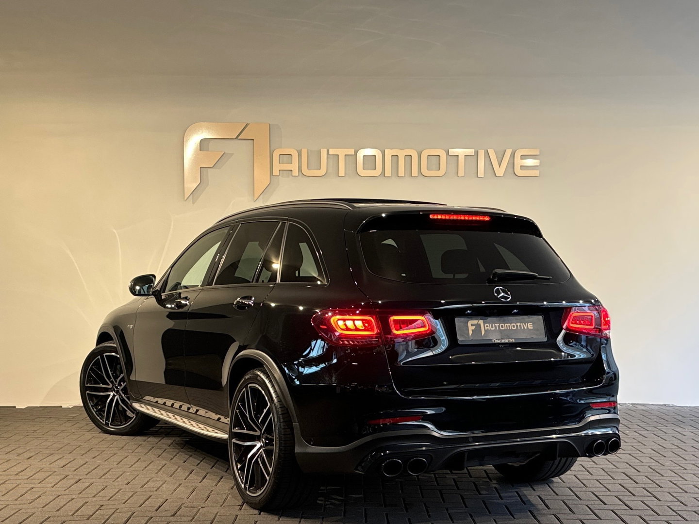 Mercedes-Benz GLC AMG 43 4M Premium+ Pano|HuD|Burmester