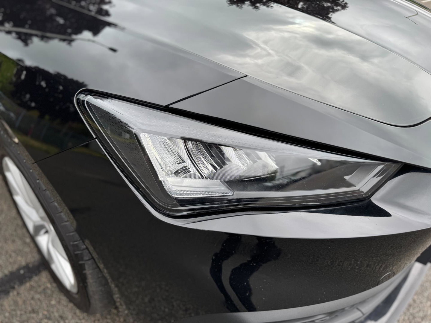 SEAT Leon 1.0 eTSI Style DSG 110 PK Led Camera Stoelverw. Navigatie