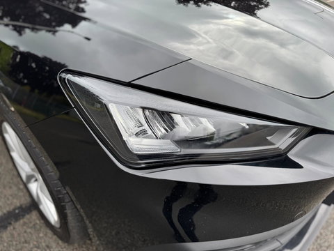 SEAT Leon 1.0 eTSI Style DSG 110 PK Led Camera Stoelverw. Navigatie