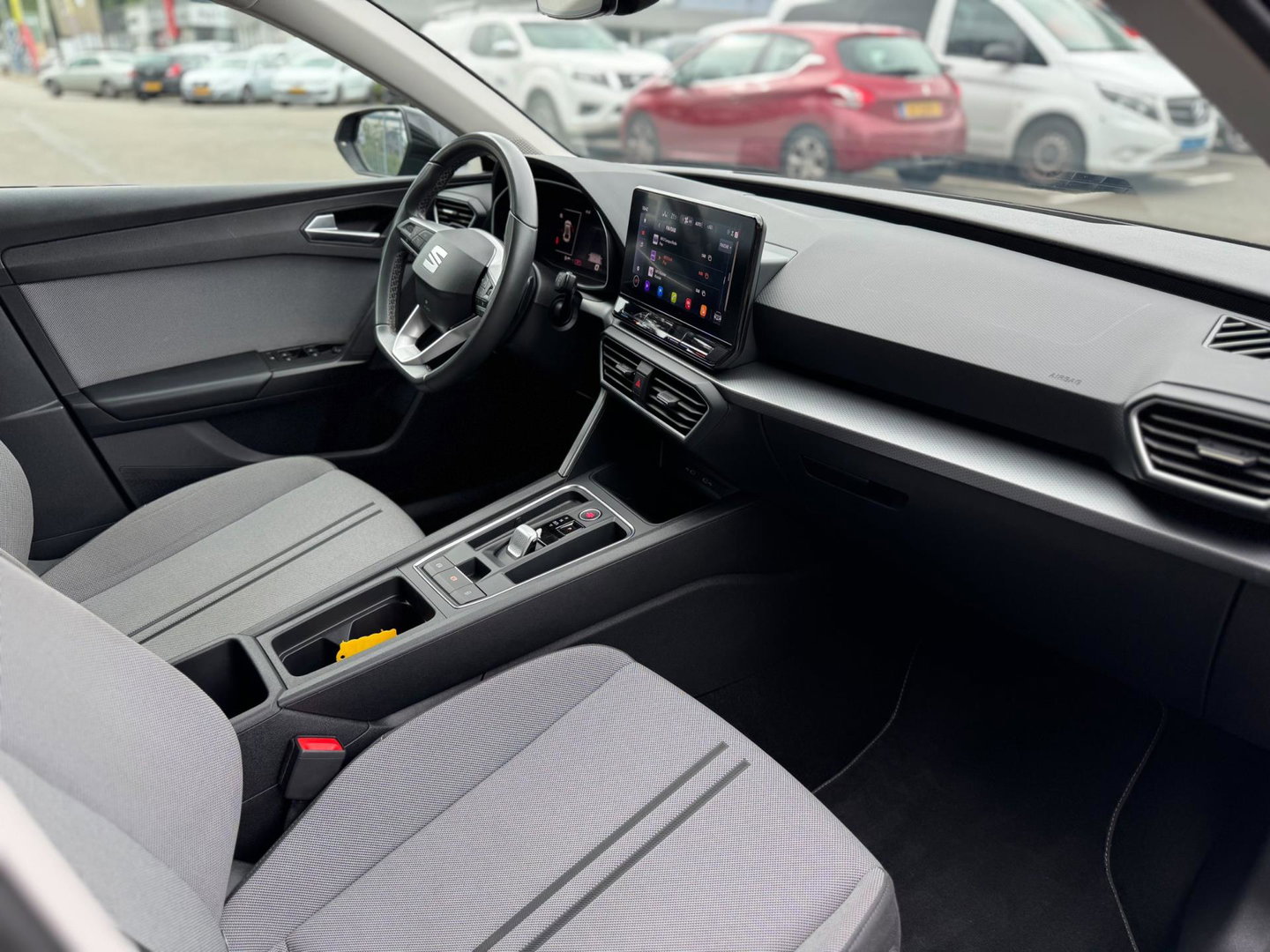 SEAT Leon 1.0 eTSI Style DSG 110 PK Led Camera Stoelverw. Navigatie