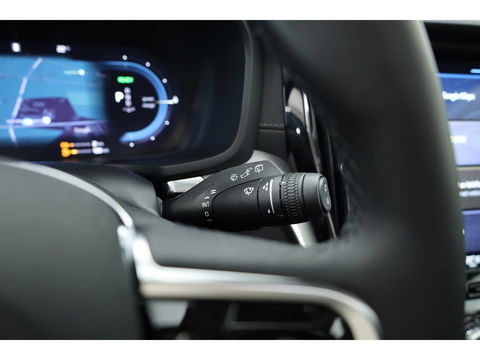 Volvo V60 2.0 T6 Plug-in hybrid AWD Ultra Dark | Pano-dak | Head-up | 360 camera | Leer | Stoel + stuurverw. | Gelamineerd glas |