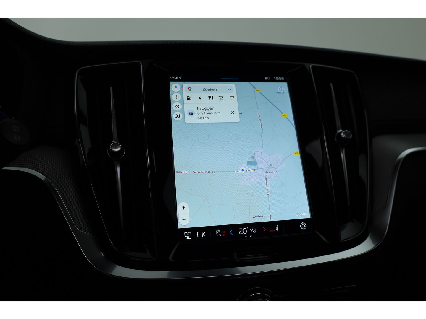 Volvo V60 2.0 T6 Plug-in hybrid AWD Ultra Dark | Pano-dak | Head-up | 360 camera | Leer | Stoel + stuurverw. | Gelamineerd glas |