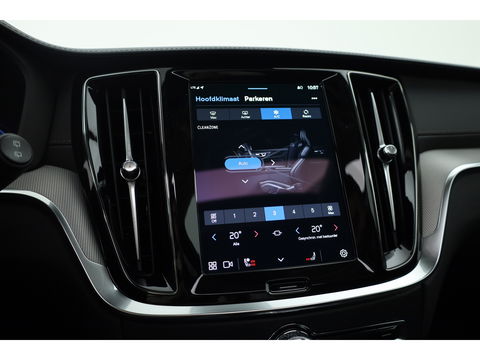 Volvo V60 2.0 T6 Plug-in hybrid AWD Ultra Dark | Pano-dak | Head-up | 360 camera | Leer | Stoel + stuurverw. | Gelamineerd glas |