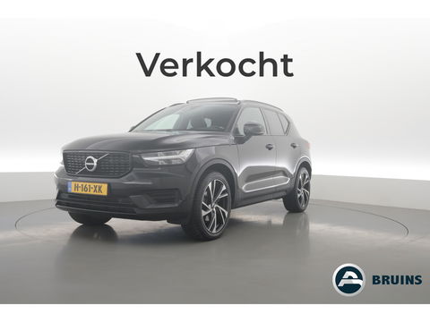 Volvo XC40 2.0 T4 R-Design | Pano | Trekhaak | Lava- interieur | 20 inch | H&K Audio| ACC | Standkachel |