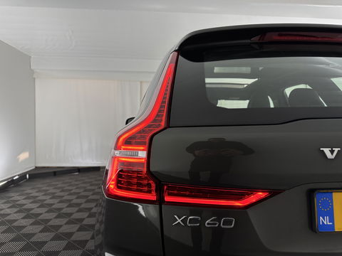 Volvo XC60 2.0 T6 AWD R-Design (Plug-In) (INCL-BTW) Aut. *PANO | LEATHER | FULL-LED | MEMORY-PACK | DIGI-COCKPIT | KEYLESS | CAMERA | BLINDSPOT | HEATED-SPORTSEATS | NAVI-FULLMAP | ECC | PDC | ADAPTIVE-CRUISE | MODEL 2022 | TOWBAR*