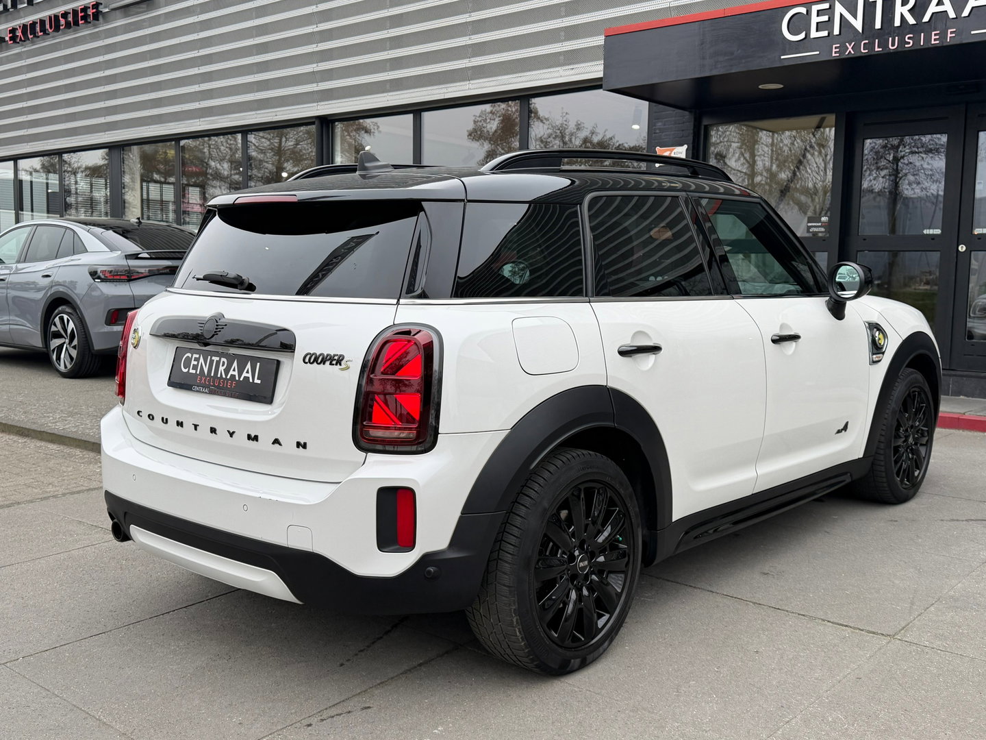 MINI Countryman 1.5 Cooper S E ALL4 Classic Leder|Carplay|NL-Auto|ACC|Memory|Camera