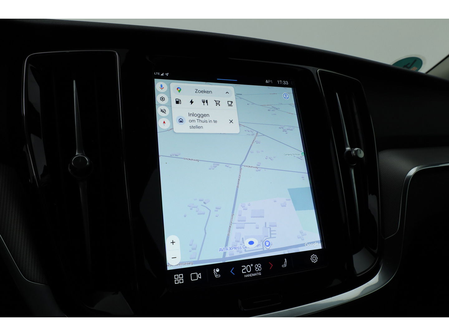 Volvo V60 2.0 T6 Plug-in hybrid AWD Plus Dark | Leer | Stoel + stuuverwarming | Camera |