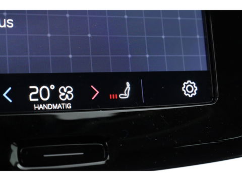 Volvo V60 2.0 T6 Plug-in hybrid AWD Plus Dark | Leer | Stoel + stuuverwarming | Camera |