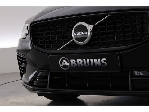 Volvo V60 2.0 T6 Plug-in hybrid AWD Plus Dark | Leer | Stoel + stuuverwarming | Camera |
