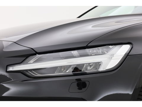 Volvo V60 2.0 T6 Plug-in hybrid AWD Plus Dark | Leer | Stoel + stuuverwarming | Camera |