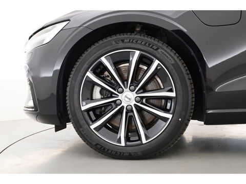 Volvo V60 2.0 T6 Plug-in hybrid AWD Plus Dark | Leer | Stoel + stuuverwarming | Camera |