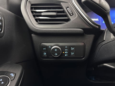 Ford Kuga 2.5 PHEV Vignale (Plug-In) (INCL-BTW) Aut. *HEAD-UP | LEATHER | DIGI-COCKPIT | FULL-LED | KEYLESS | DAB | CARPLAY | NAVI-FULLMAP | MEMORY-PACK | HEATED-COMFORTSEATS | PRIVACYGLASS | TOWBAR | 18''ALU*