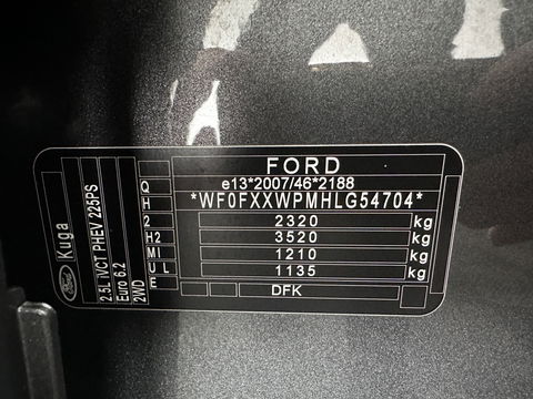 Ford Kuga 2.5 PHEV Vignale (Plug-In) (INCL-BTW) Aut. *HEAD-UP | LEATHER | DIGI-COCKPIT | FULL-LED | KEYLESS | DAB | CARPLAY | NAVI-FULLMAP | MEMORY-PACK | HEATED-COMFORTSEATS | PRIVACYGLASS | TOWBAR | 18''ALU*