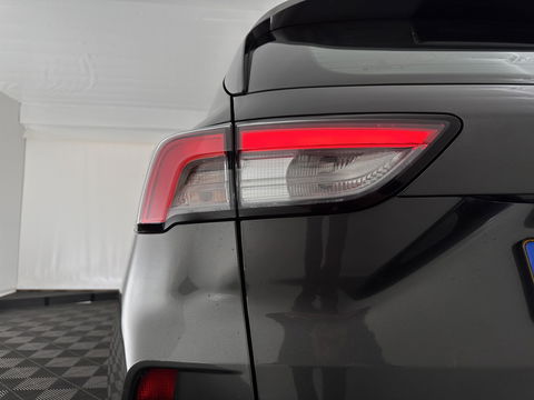 Ford Kuga 2.5 PHEV Vignale (Plug-In) (INCL-BTW) Aut. *HEAD-UP | LEATHER | DIGI-COCKPIT | FULL-LED | KEYLESS | DAB | CARPLAY | NAVI-FULLMAP | MEMORY-PACK | HEATED-COMFORTSEATS | PRIVACYGLASS | TOWBAR | 18''ALU*