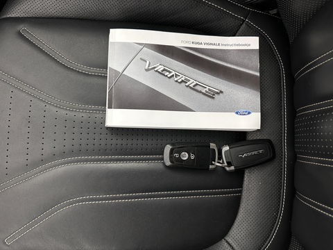 Ford Kuga 2.5 PHEV Vignale (Plug-In) (INCL-BTW) Aut. *HEAD-UP | LEATHER | DIGI-COCKPIT | FULL-LED | KEYLESS | DAB | CARPLAY | NAVI-FULLMAP | MEMORY-PACK | HEATED-COMFORTSEATS | PRIVACYGLASS | TOWBAR | 18''ALU*