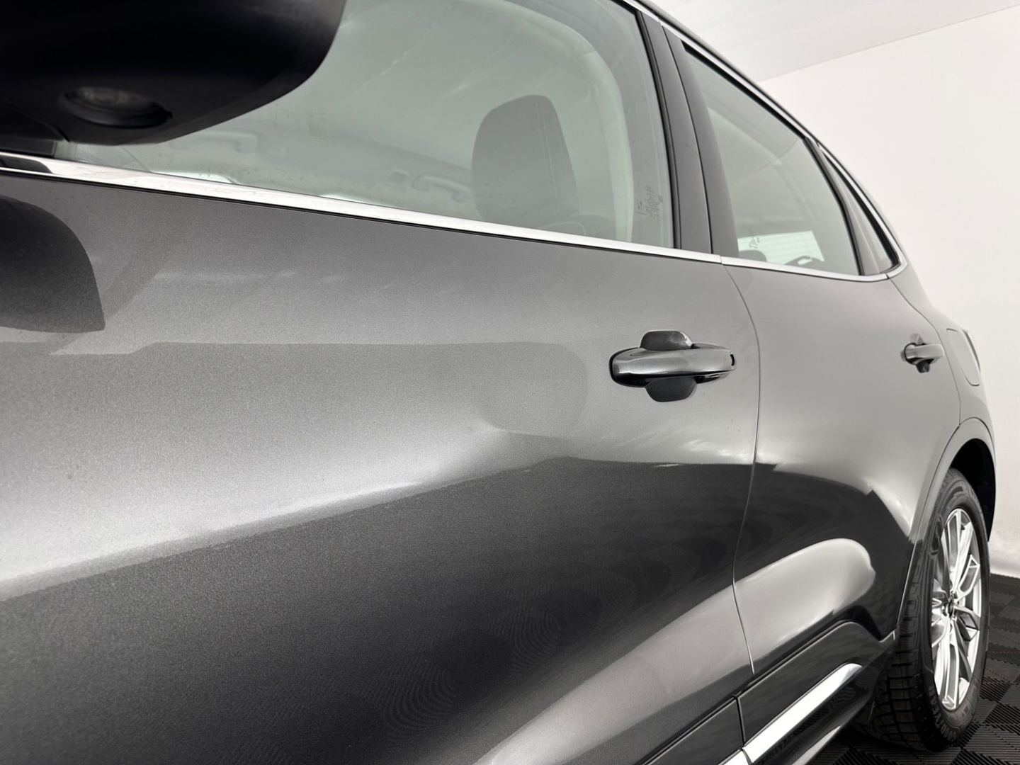 Ford Kuga 2.5 PHEV Vignale (Plug-In) (INCL-BTW) Aut. *HEAD-UP | LEATHER | DIGI-COCKPIT | FULL-LED | KEYLESS | DAB | CARPLAY | NAVI-FULLMAP | MEMORY-PACK | HEATED-COMFORTSEATS | PRIVACYGLASS | TOWBAR | 18''ALU*