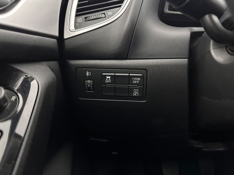 Mazda 3 2.2 SkyActiv-D 150 SkyLease *HEATED-COMFORTSEATS | NAVI-FULLMAP | DAB+ | PRIVACYGLASS | ECC | PDC | CRUISE | 18''ALU*