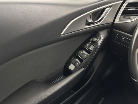 Mazda 3 2.2 SkyActiv-D 150 SkyLease *HEATED-COMFORTSEATS | NAVI-FULLMAP | DAB+ | PRIVACYGLASS | ECC | PDC | CRUISE | 18''ALU*