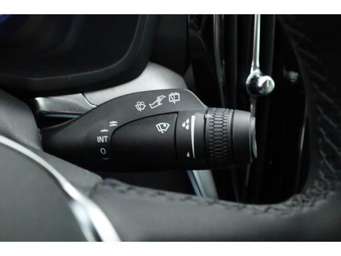 Volvo V60 2.0 T6 Plug-in hybrid AWD Core Bright H&K Audio | ACC | Blis | 360 camera | Stoel + stuurverw. | Lighting Pack |