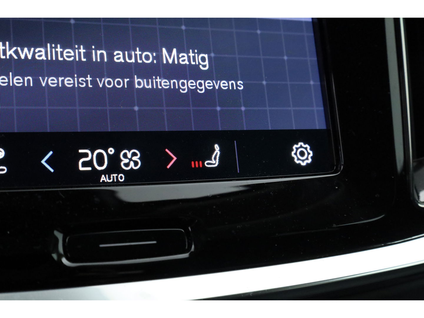 Volvo V60 2.0 T6 Plug-in hybrid AWD Core Bright H&K Audio | ACC | Blis | 360 camera | Stoel + stuurverw. | Lighting Pack |