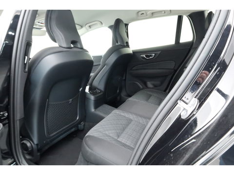 Volvo V60 2.0 T6 Plug-in hybrid AWD Core Bright H&K Audio | ACC | Blis | 360 camera | Stoel + stuurverw. | Lighting Pack |