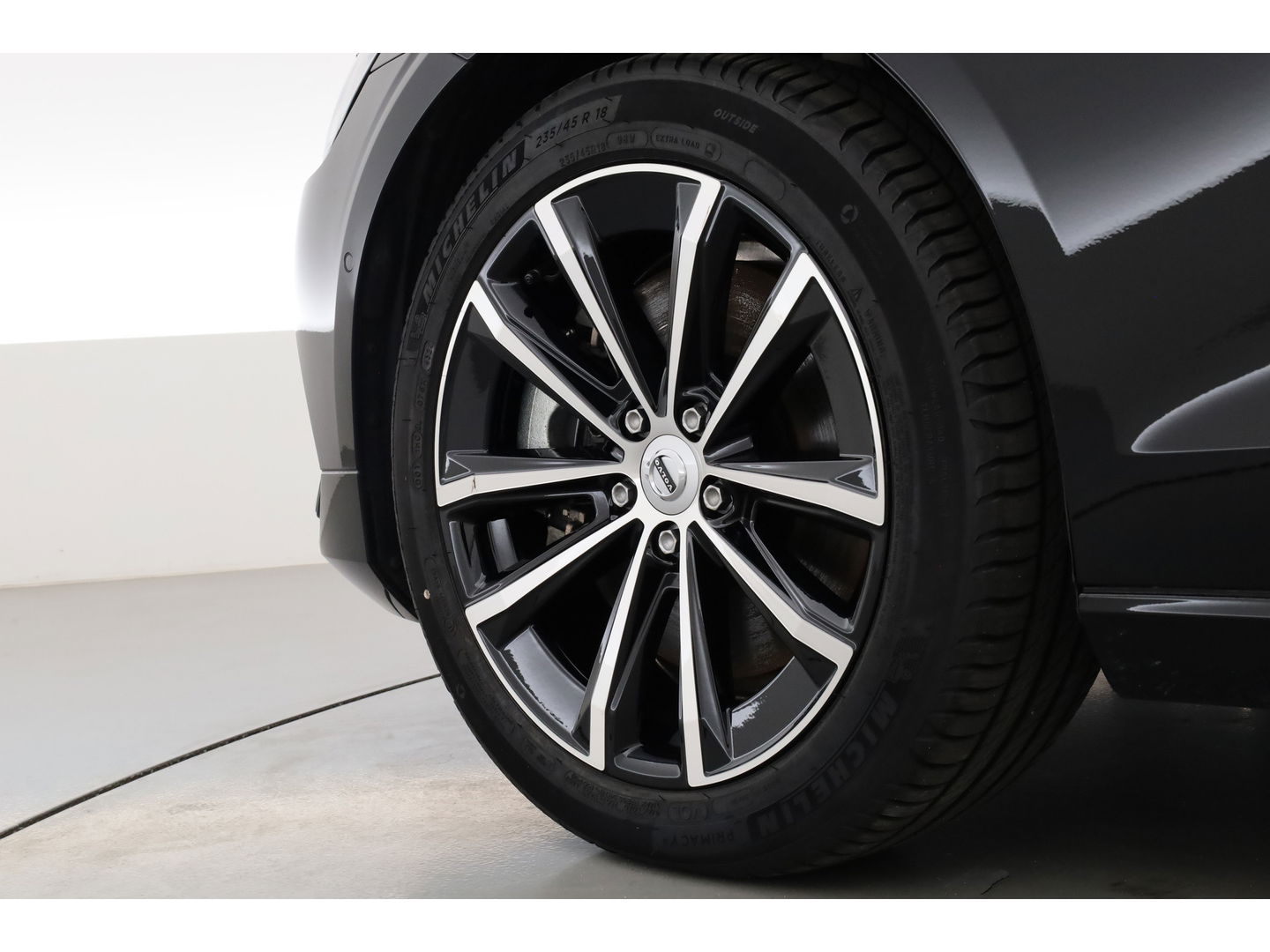 Volvo V60 2.0 T6 Plug-in hybrid AWD Core Bright H&K Audio | ACC | Blis | 360 camera | Stoel + stuurverw. | Lighting Pack |