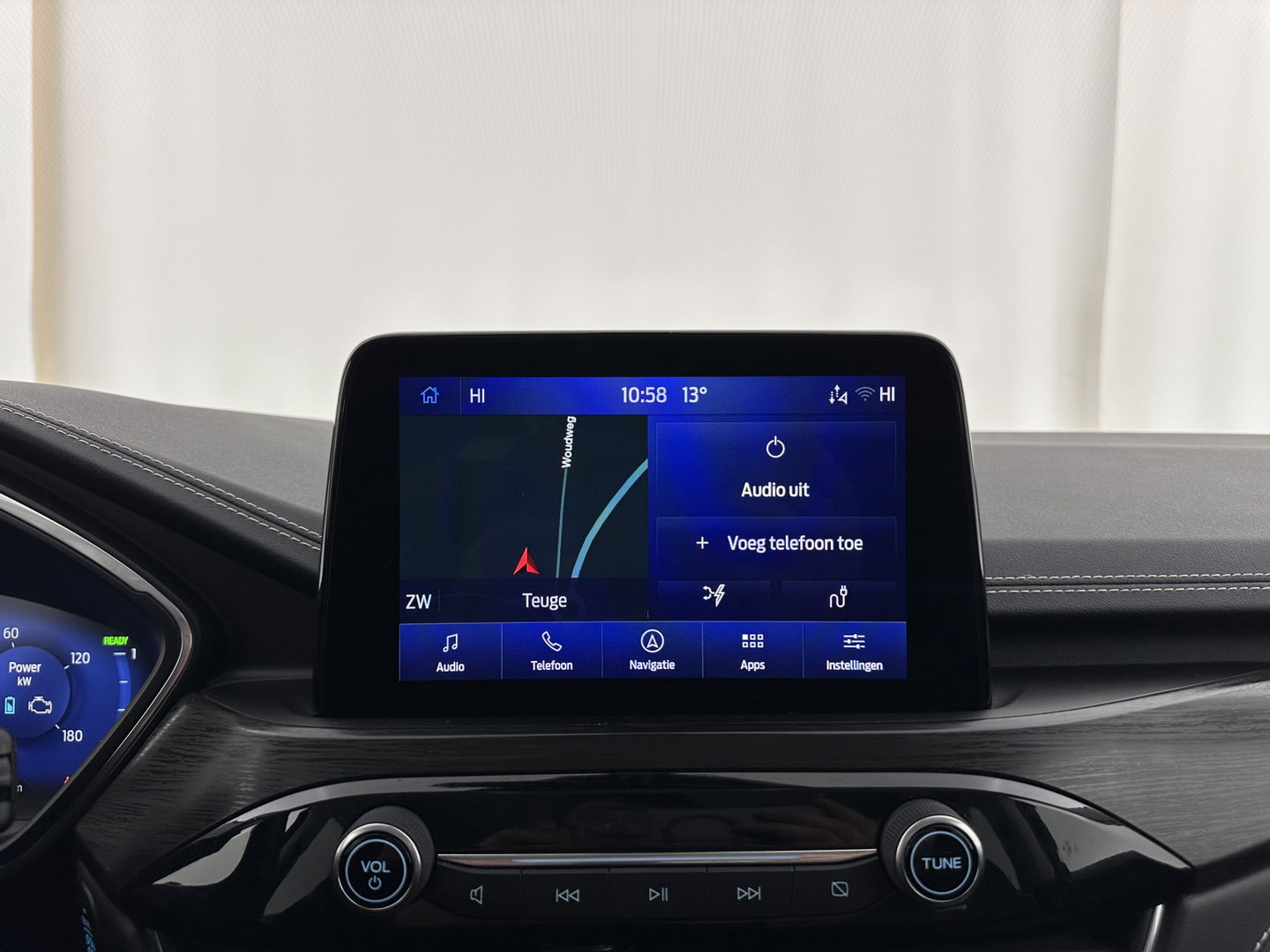 Ford Kuga 2.5 PHEV Vignale (Plug-In) (INCL-BTW) Aut. *LEATHER | DIGI-COCKPIT | FULL-LED | KEYLESS | CAMERA | DAB | CARPLAY | NAVI-FULLMAP | MEMORY-PACK | HEATED-COMFORTSEATS | PRIVACYGLASS | TOWBAR | LANE-ASSIST | 18''ALU*