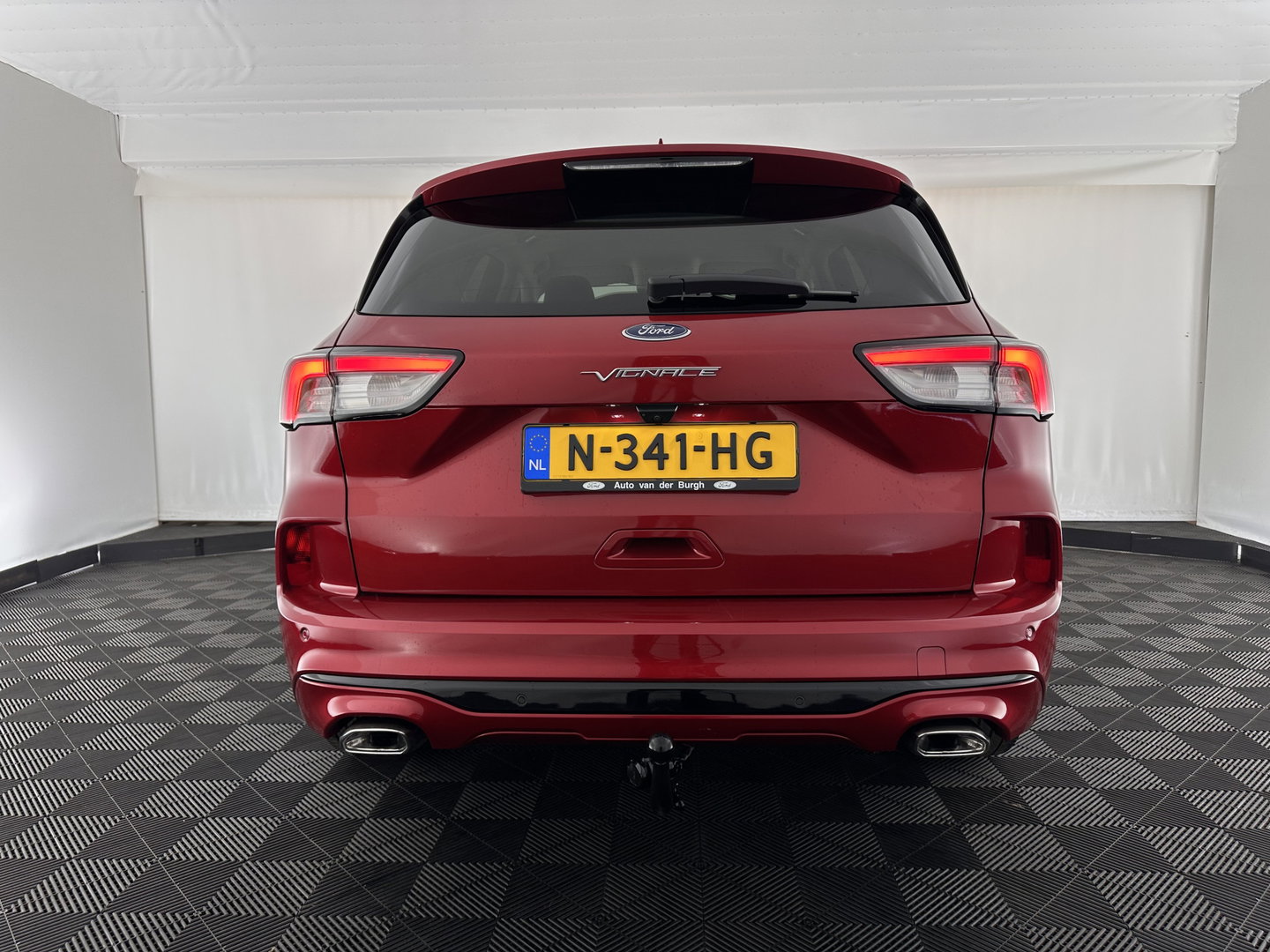 Ford Kuga 2.5 PHEV Vignale (Plug-In) (INCL-BTW) Aut. *LEATHER | DIGI-COCKPIT | FULL-LED | KEYLESS | CAMERA | DAB | CARPLAY | NAVI-FULLMAP | MEMORY-PACK | HEATED-COMFORTSEATS | PRIVACYGLASS | TOWBAR | LANE-ASSIST | 18''ALU*