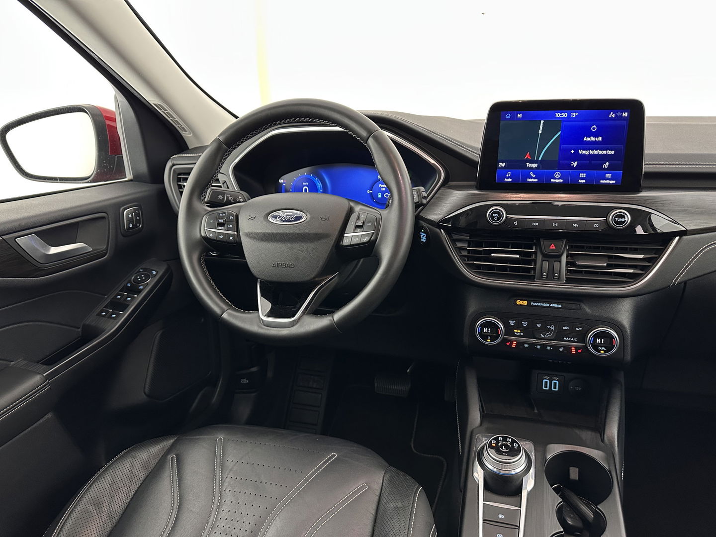 Ford Kuga 2.5 PHEV Vignale (Plug-In) (INCL-BTW) Aut. *LEATHER | DIGI-COCKPIT | FULL-LED | KEYLESS | CAMERA | DAB | CARPLAY | NAVI-FULLMAP | MEMORY-PACK | HEATED-COMFORTSEATS | PRIVACYGLASS | TOWBAR | LANE-ASSIST | 18''ALU*