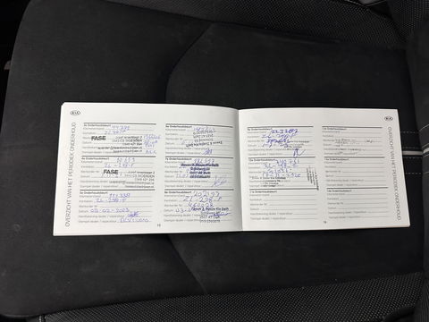 Kia ProCeed 1.0 T-GDI GT-Line (INCL-BTW) *PANO | LEATHER-ALCANTARA  | FULL-LED | SPORTSEATS | NAVI-FULLMAP | CAMERA | ECC | PRIVACYGLASS | LANE-ASSIST | DAB+ | CARPLAY | PDC | KEYLESS | CRUISE | TOWBAR | 17''ALU*