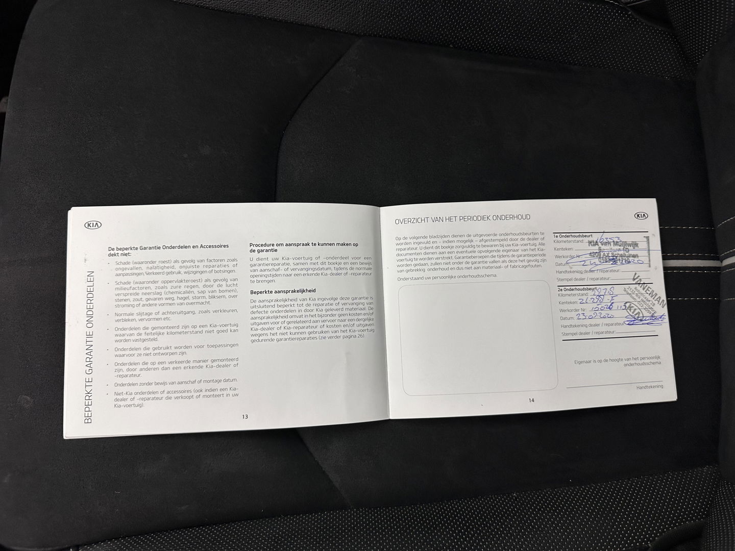 Kia ProCeed 1.0 T-GDI GT-Line (INCL-BTW) *PANO | LEATHER-ALCANTARA  | FULL-LED | SPORTSEATS | NAVI-FULLMAP | CAMERA | ECC | PRIVACYGLASS | LANE-ASSIST | DAB+ | CARPLAY | PDC | KEYLESS | CRUISE | TOWBAR | 17''ALU*