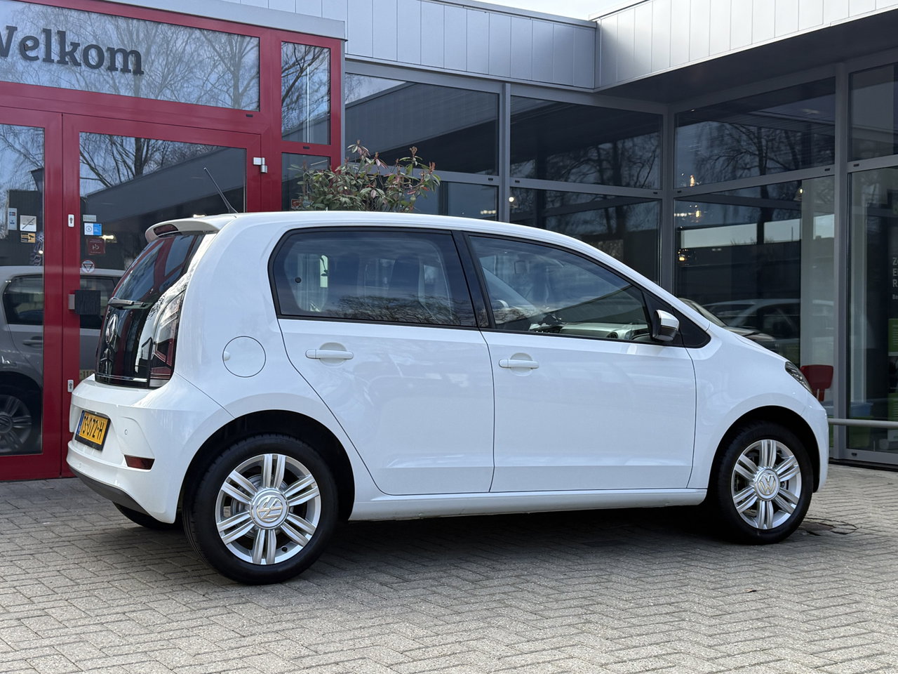 Volkswagen up!