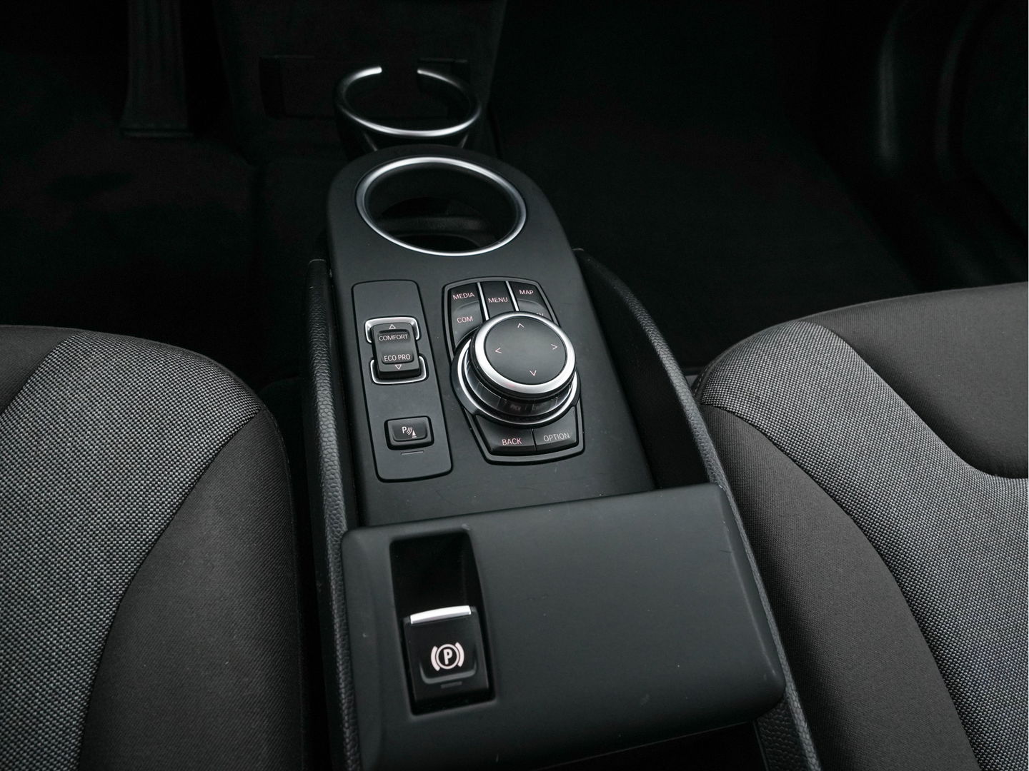 BMW i3 Basis 120Ah Sport 42 kWh [ 3-Fase-11kW ] {SOH-100%} (INCL-BTW) *HEATPUMP | FULL-LED | NAVI-FULLMAP | KEYLESS | COMFORTSEATS | ECC | CCS-FASTLOADER | PDC | DIGI-COCKPIT | CRUISE | 20''ALU*