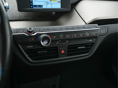 BMW i3 Basis 120Ah Sport 42 kWh [ 3-Fase-11kW ] {SOH-100%} (INCL-BTW) *HEATPUMP | FULL-LED | NAVI-FULLMAP | KEYLESS | COMFORTSEATS | ECC | CCS-FASTLOADER | PDC | DIGI-COCKPIT | CRUISE | 20''ALU*