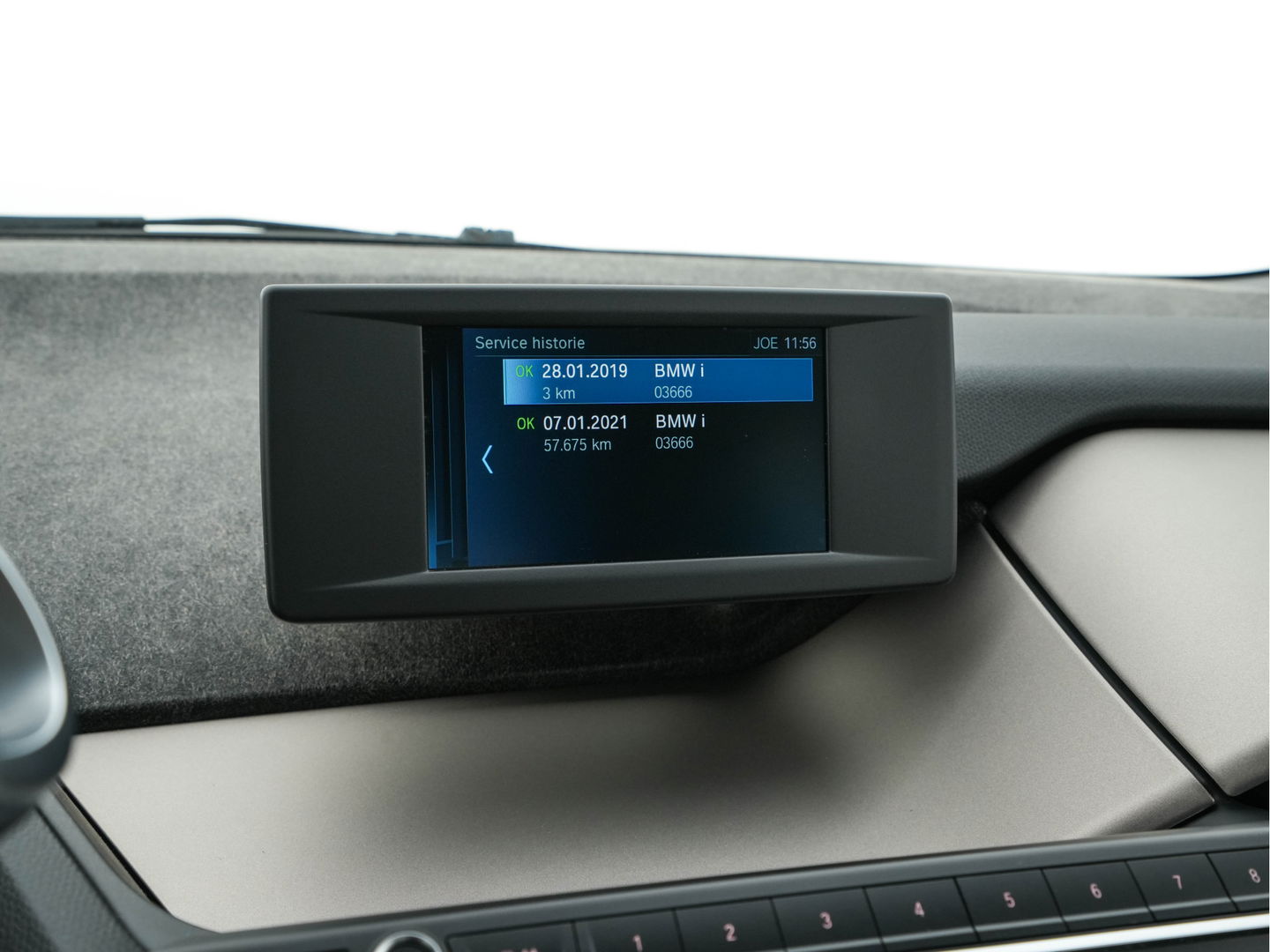 BMW i3 Basis 120Ah Sport 42 kWh [ 3-Fase-11kW ] {SOH-100%} (INCL-BTW) *HEATPUMP | FULL-LED | NAVI-FULLMAP | KEYLESS | COMFORTSEATS | ECC | CCS-FASTLOADER | PDC | DIGI-COCKPIT | CRUISE | 20''ALU*