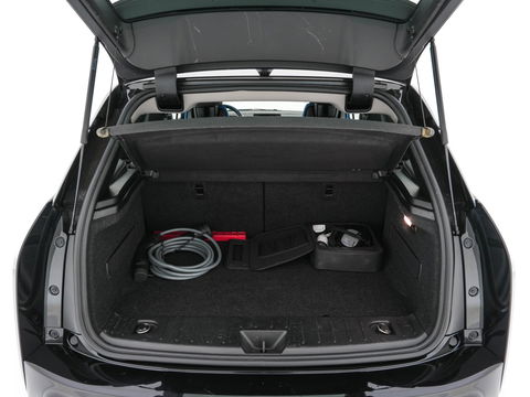 BMW i3 Basis 120Ah Sport 42 kWh [ 3-Fase-11kW ] {SOH-100%} (INCL-BTW) *HEATPUMP | FULL-LED | NAVI-FULLMAP | KEYLESS | COMFORTSEATS | ECC | CCS-FASTLOADER | PDC | DIGI-COCKPIT | CRUISE | 20''ALU*