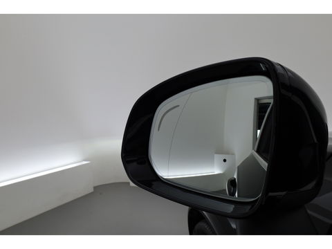 Volvo XC90 2.0 T8 Plug-in hybrid AWD Plus Bright | Luchtvering | Trekhaak | Pano | 360 Cam | ACC | Blis | H&K Audio |