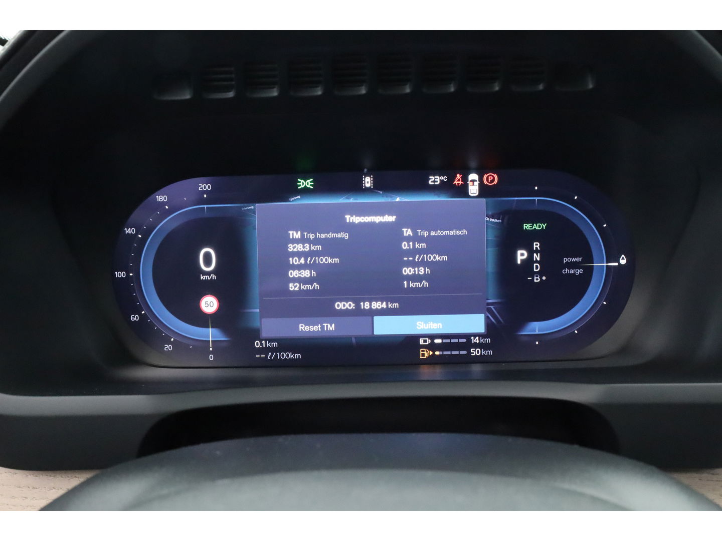 Volvo XC90 2.0 T8 Plug-in hybrid AWD Plus Bright | Luchtvering | Trekhaak | Pano | 360 Cam | ACC | Blis | H&K Audio |