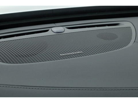 Volvo XC90 2.0 T8 Plug-in hybrid AWD Plus Bright | Luchtvering | Trekhaak | Pano | 360 Cam | ACC | Blis | H&K Audio |