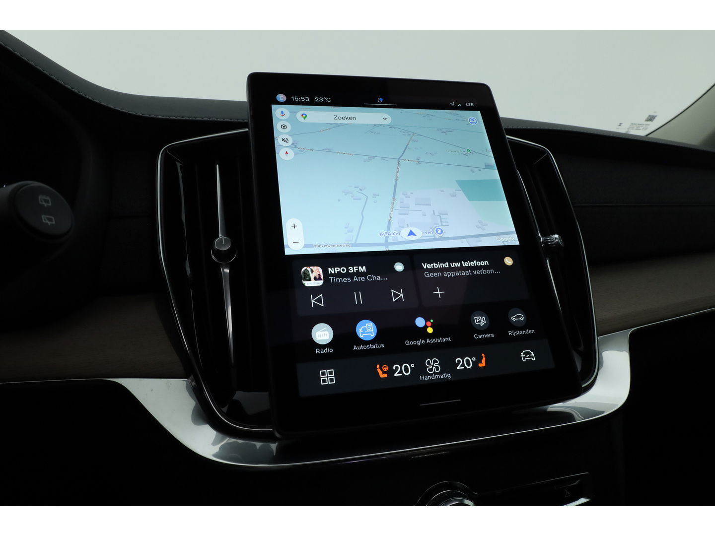 Volvo XC90 2.0 T8 Plug-in hybrid AWD Plus Bright | Luchtvering | Trekhaak | Pano | 360 Cam | ACC | Blis | H&K Audio |