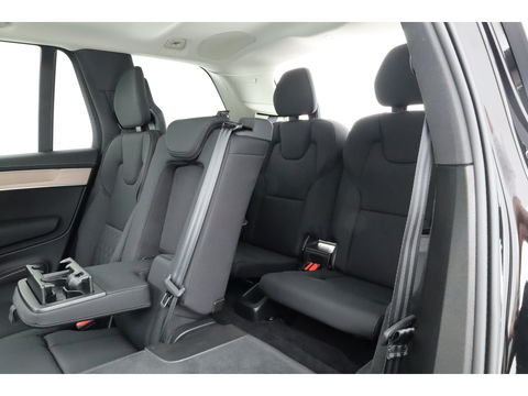 Volvo XC90 2.0 T8 Plug-in hybrid AWD Plus Bright | Luchtvering | Trekhaak | Pano | 360 Cam | ACC | Blis | H&K Audio |
