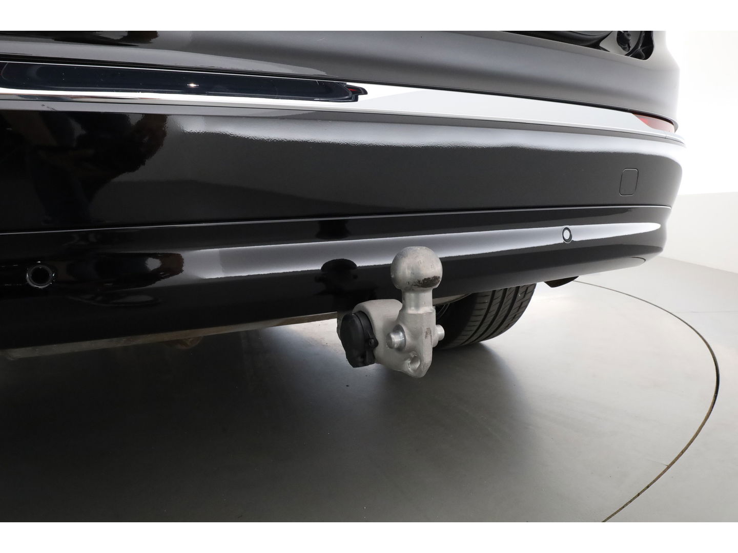 Volvo XC90 2.0 T8 Plug-in hybrid AWD Plus Bright | Luchtvering | Trekhaak | Pano | 360 Cam | ACC | Blis | H&K Audio |