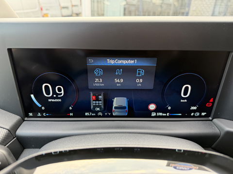 Ford Transit Custom 320 2.0 TDCI L2H1 Trend originele DC 5 persoons / vaste prijs rijklaar € 40.950 ex btw / NIEUW bpm vrij / euro 6 / dubbele schuifdeur / zwart metallic / lichtmetalen velgen !