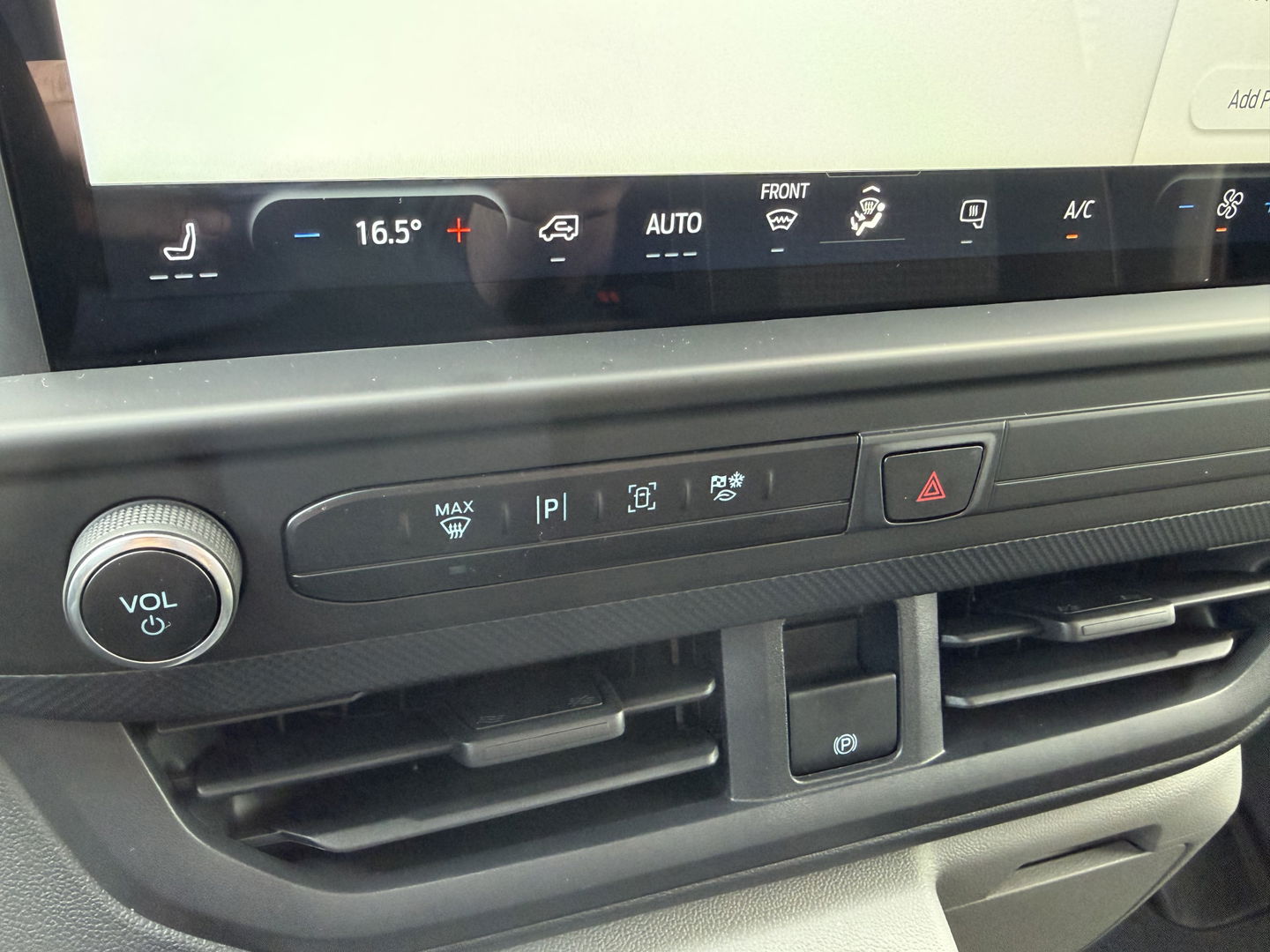 Ford Transit Custom 320 2.0 TDCI L2H1 Trend originele DC 5 persoons / vaste prijs rijklaar € 40.950 ex btw / NIEUW bpm vrij / euro 6 / dubbele schuifdeur / zwart metallic / lichtmetalen velgen !