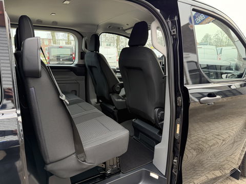 Ford Transit Custom 320 2.0 TDCI L2H1 Trend originele DC 5 persoons / vaste prijs rijklaar € 40.950 ex btw / NIEUW bpm vrij / euro 6 / dubbele schuifdeur / zwart metallic / lichtmetalen velgen !