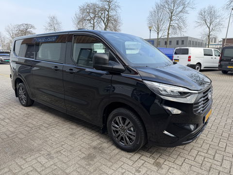 Ford Transit Custom 320 2.0 TDCI L2H1 Trend originele DC 5 persoons / vaste prijs rijklaar € 40.950 ex btw / NIEUW bpm vrij / euro 6 / dubbele schuifdeur / zwart metallic / lichtmetalen velgen !