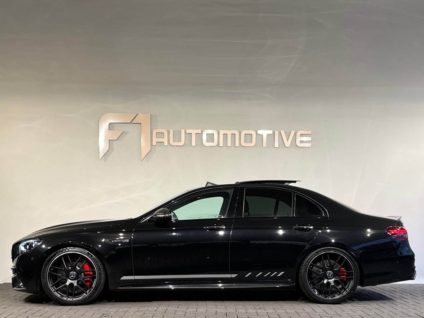 Mercedes-Benz E-Klasse AMG 63 S 4M+ Burmester|Keyles|Hud|VOL